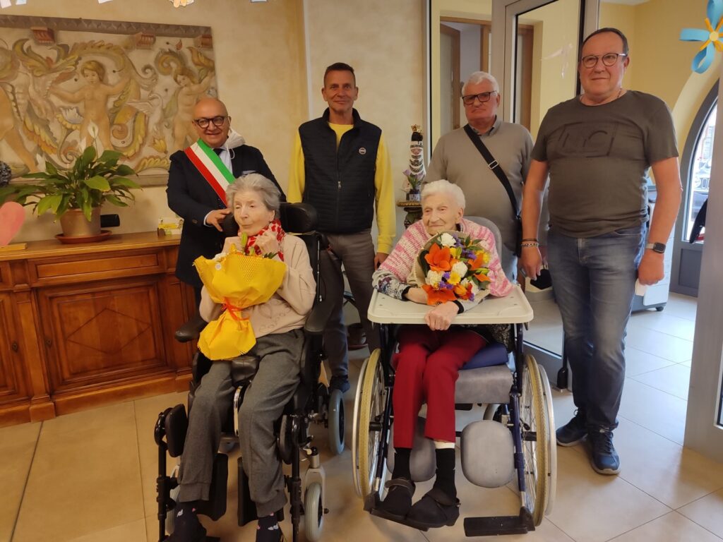 Teresa ed Elda festeggiano 203 anni in due a Villa Loreto